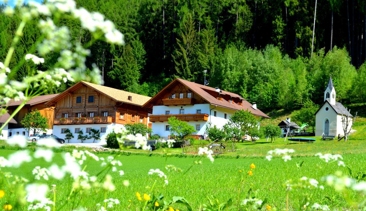 Weliserhof Brunico Exterior photo